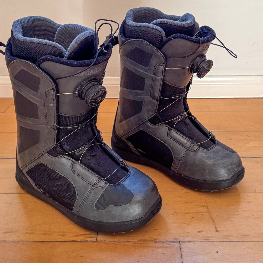 Size 8 K2 Raider Snowboard Boots